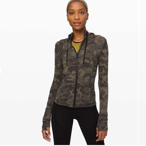 lululemon athletica Women's Olive Green Camo Utility Jacket